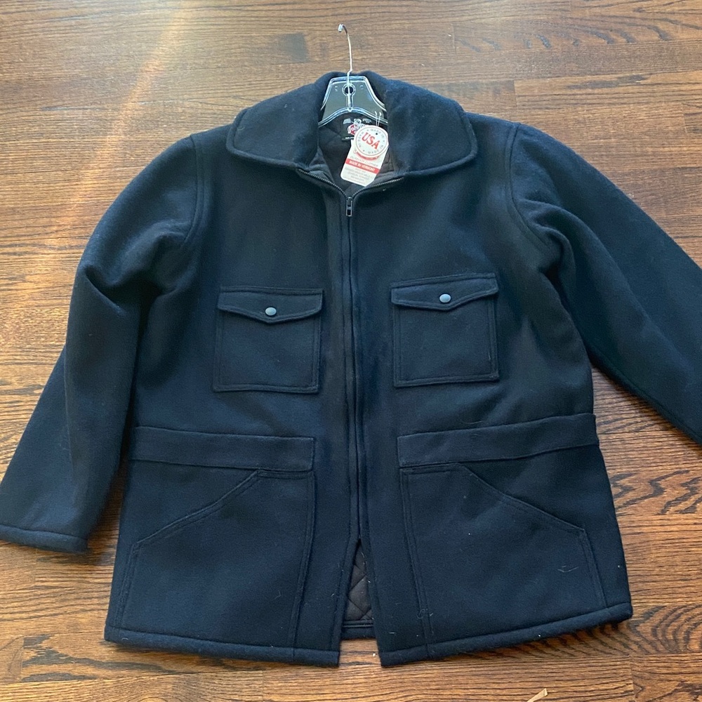 NWT Men’s Wool Navy Blue Pea Coat Size Small